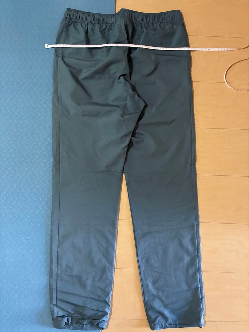 Under Armour ジャージ上下セット グレー　レディースMサイズ