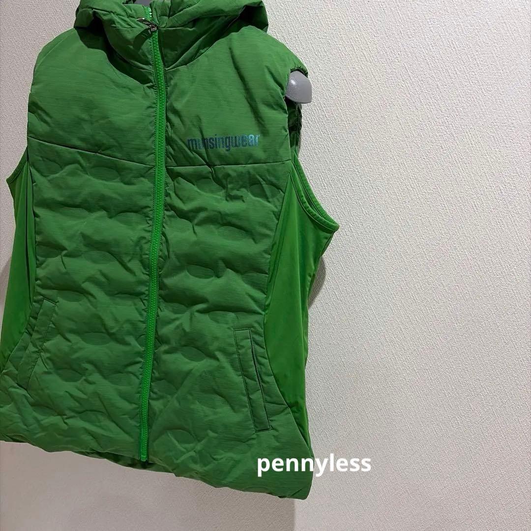 MUNSINGWEAR フード付きレディース　ダウンベスト　Lグリーン