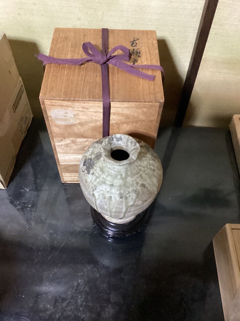 古美術　古瀬戸壺　出土品　　　　高さ約21cm
