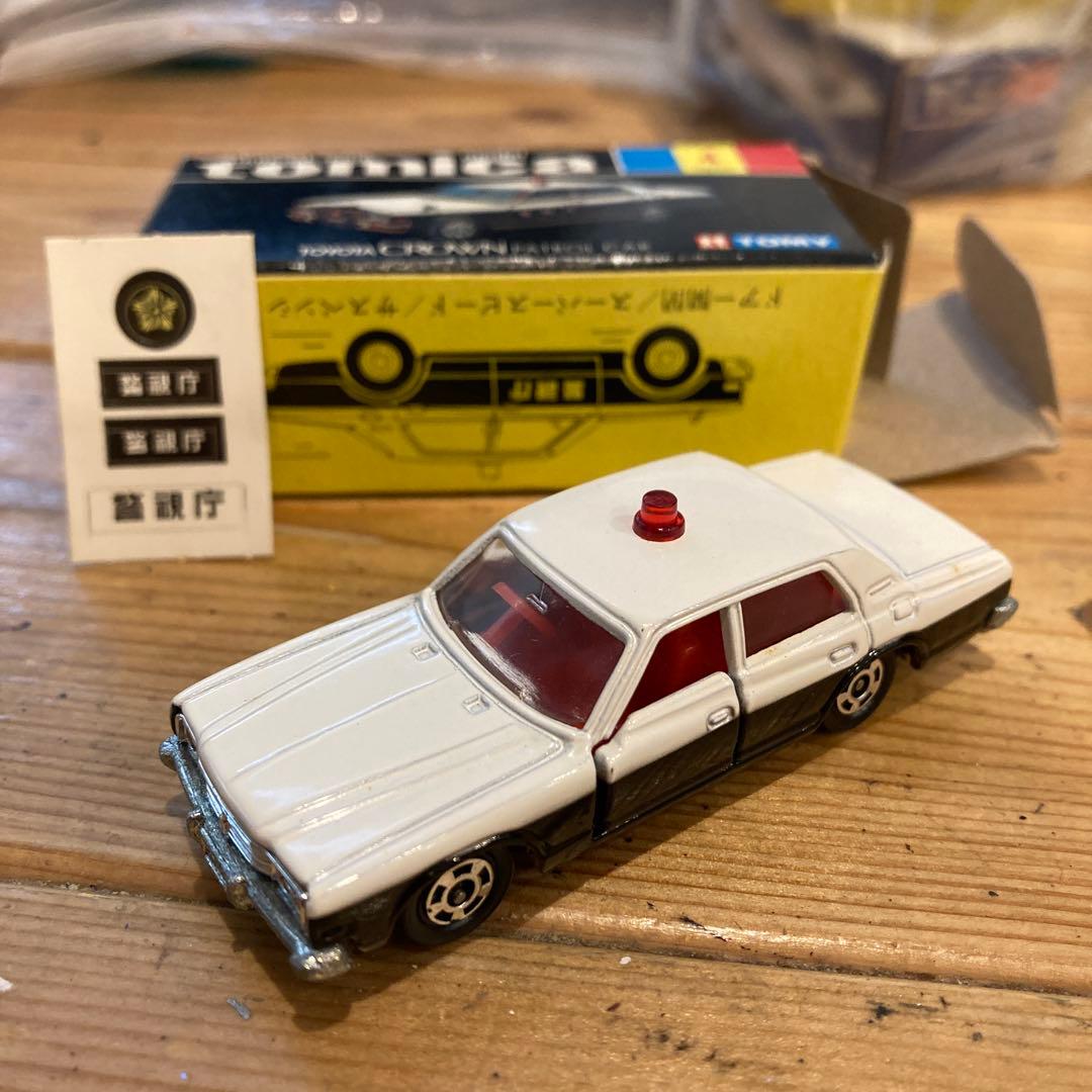 トミカ 1/65 トヨタ クラウン パトカー