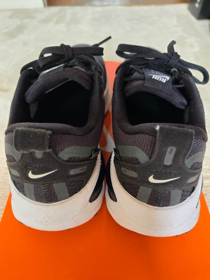 W Nike VOMERO 18 GTX ブラック 24cm