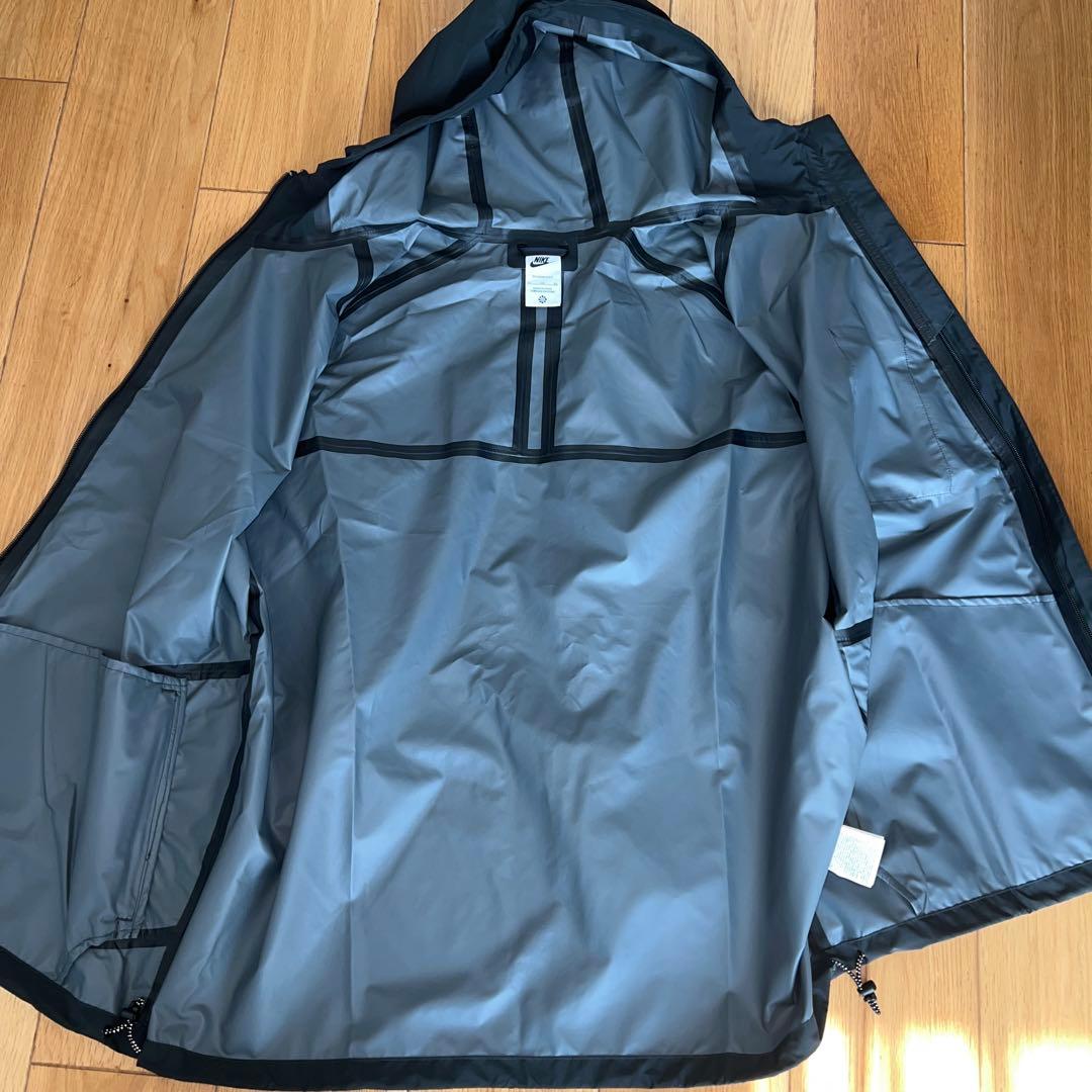 Nike Liverpool Goretex 防水ジャケット