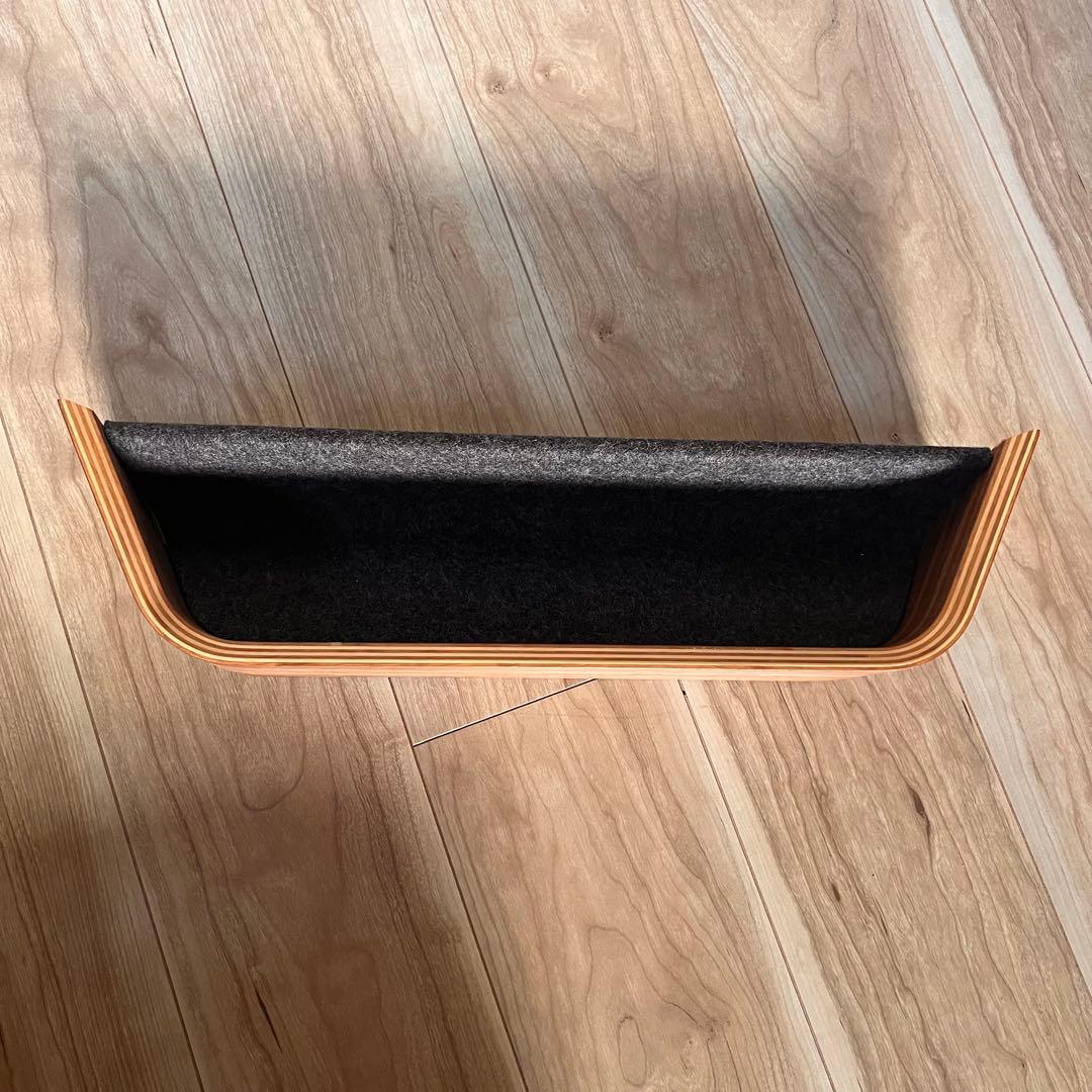 GROVEMADE (Wood Catch-All) 壁掛け収納（鍵フック付き）