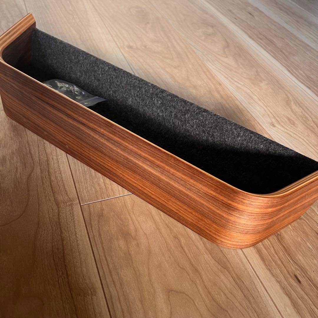 GROVEMADE (Wood Catch-All) 壁掛け収納（鍵フック付き）