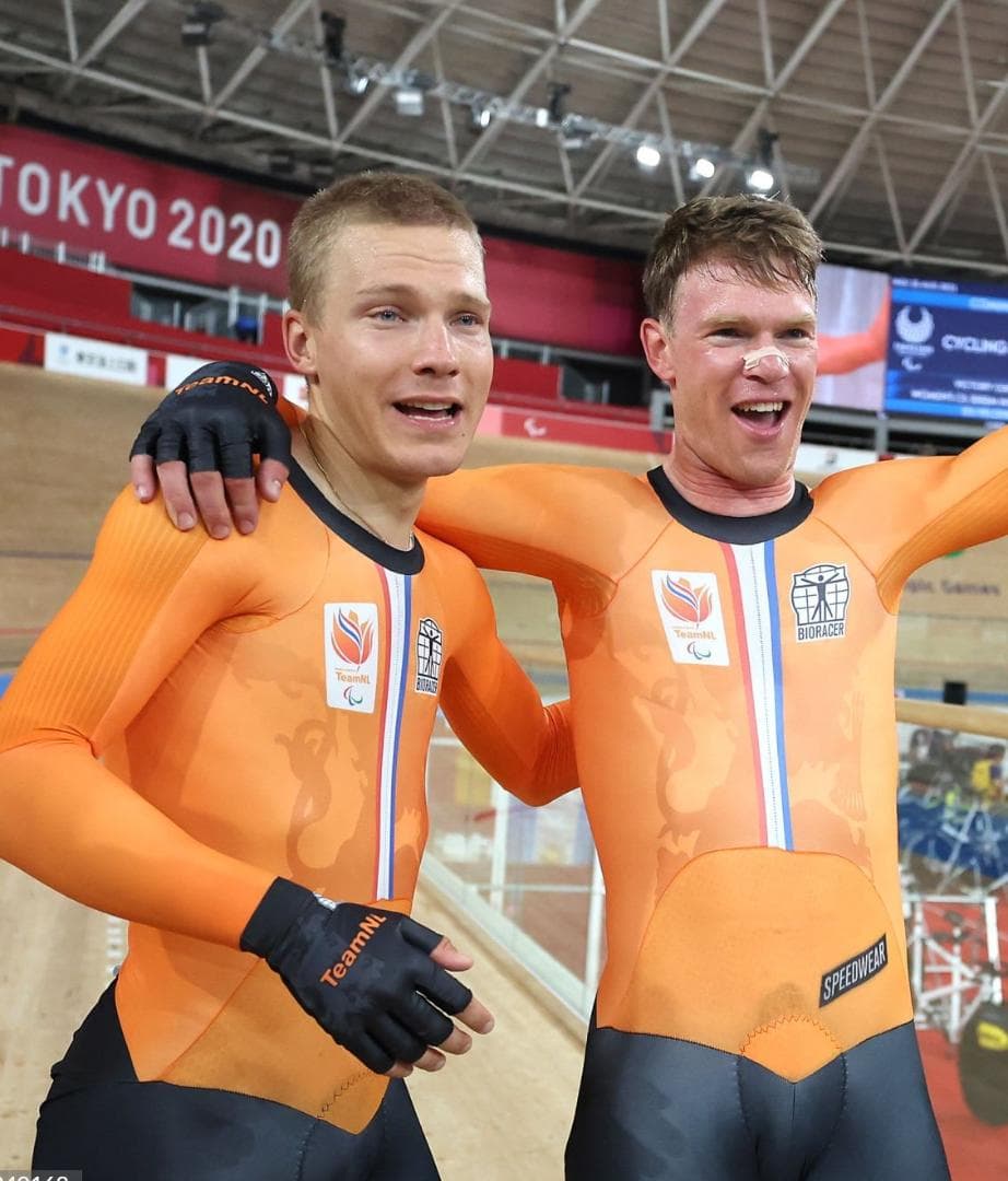 専用選手支給品 東京2020モデル オランダ代表 スキンスーツ ワンピース パラ