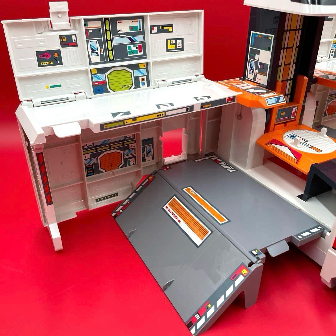 【希少・動作確認済】トミカ 未来緊急基地 箱付き 当時物 レトロ ギミック完動品