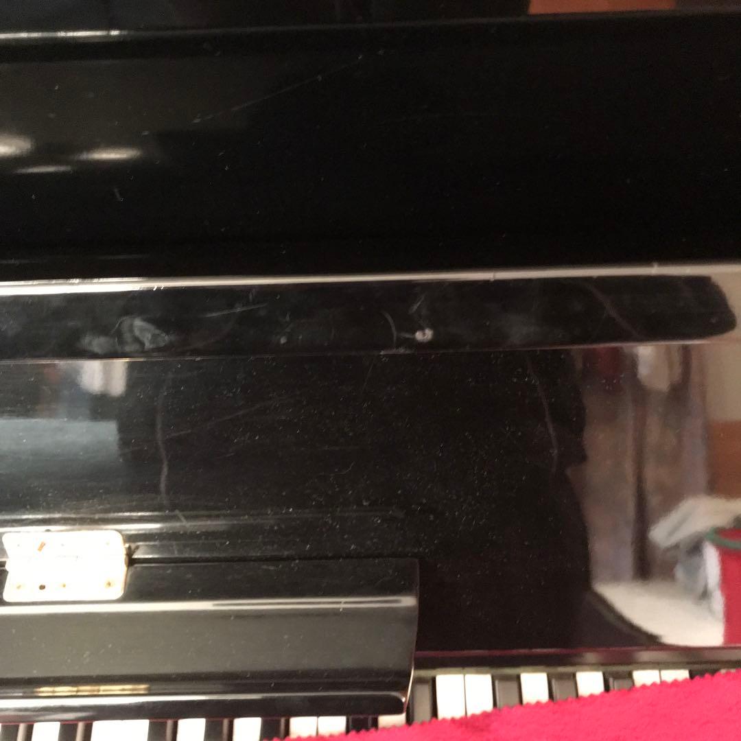 必要な方のところにお届けしたいYAMAHA アップライトピアノ 光沢仕上げ中古品