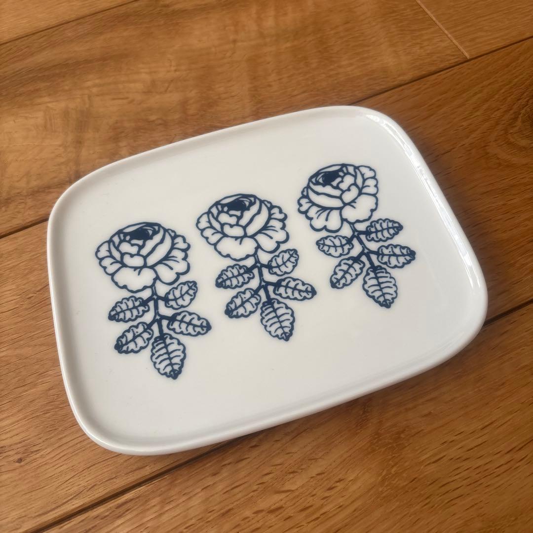 新品未使用　マリメッコ 四角皿　2枚セット　marimekko