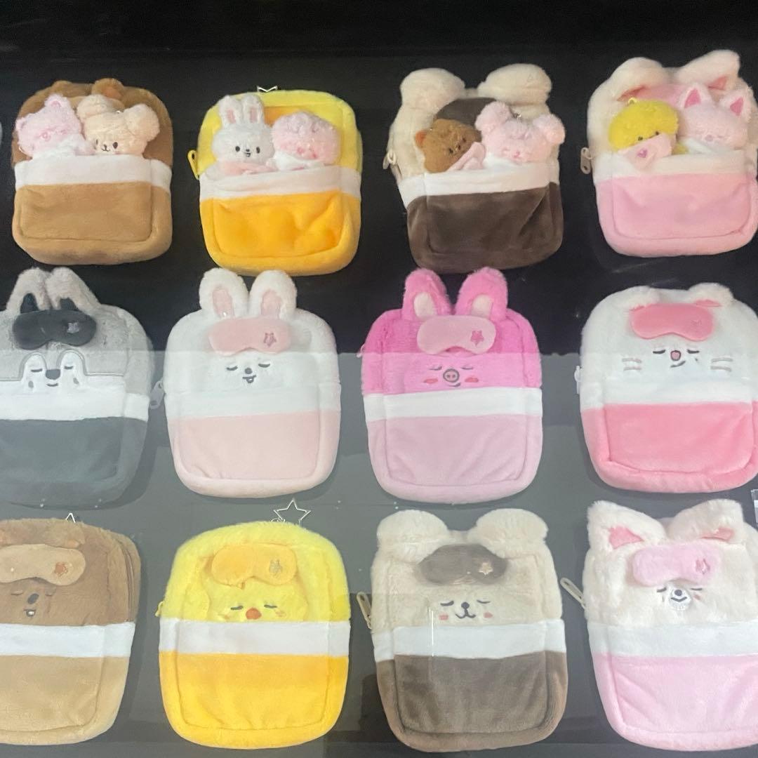 バンチャン　ウルフチャン　SKZOO ふとん　カードケース　ファンミ　トレカ付き