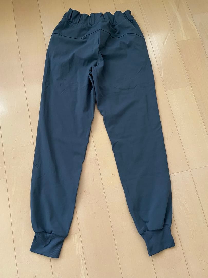 lululemon ジョガーパンツ