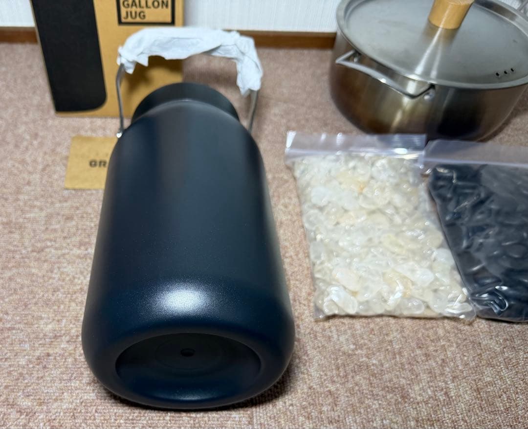 黒*傘様 新品 Grandoor ハーフガロン ジャグ 1.9ℓ 保冷・保温両用