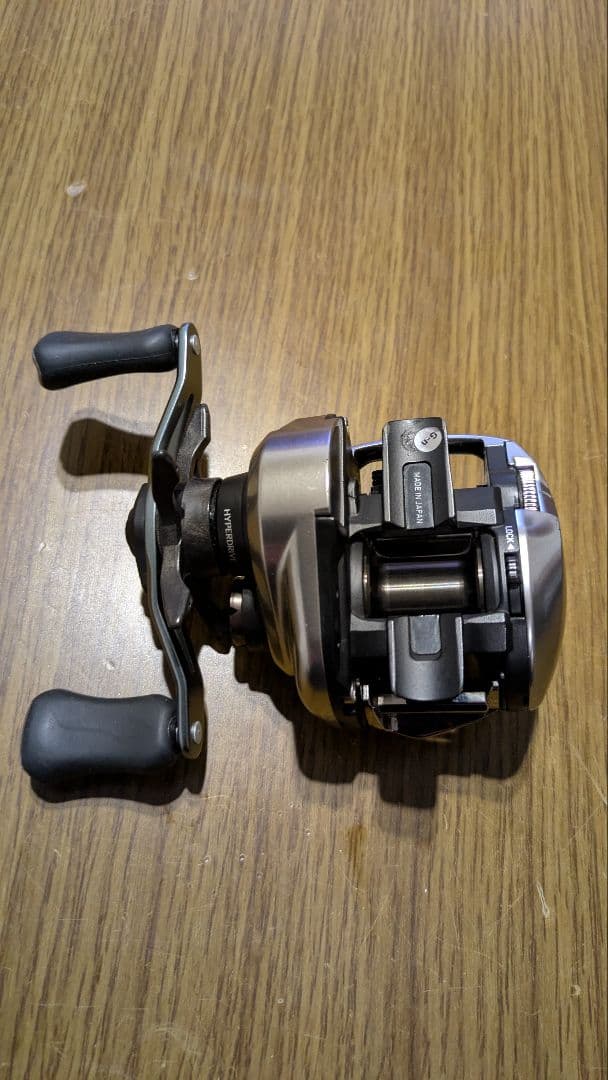 早い者勝ちDAIWA21ジリオンsvtwZILLION SV TW 1000H右