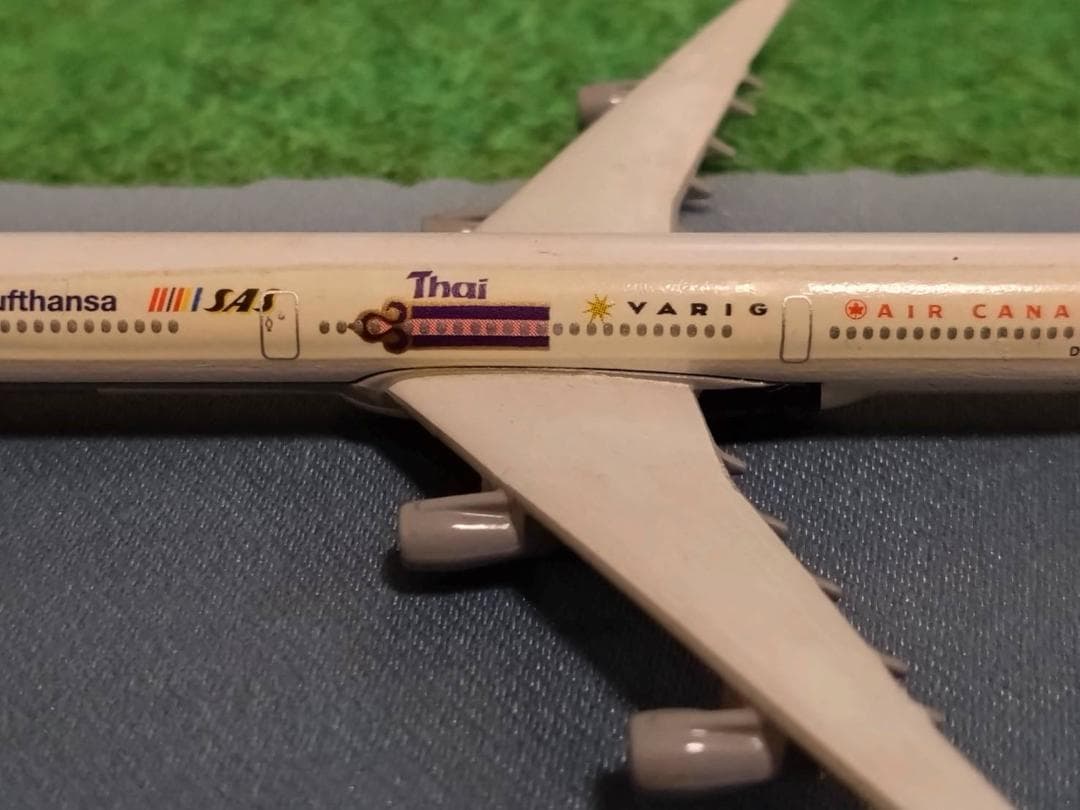 【レア品】シャバク 1/600 ルフトハンザドイツ航空 A340 スタアラ塗装