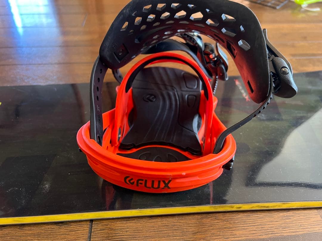 YONEX ACHSE スノーボード flux DSLバインディング付き