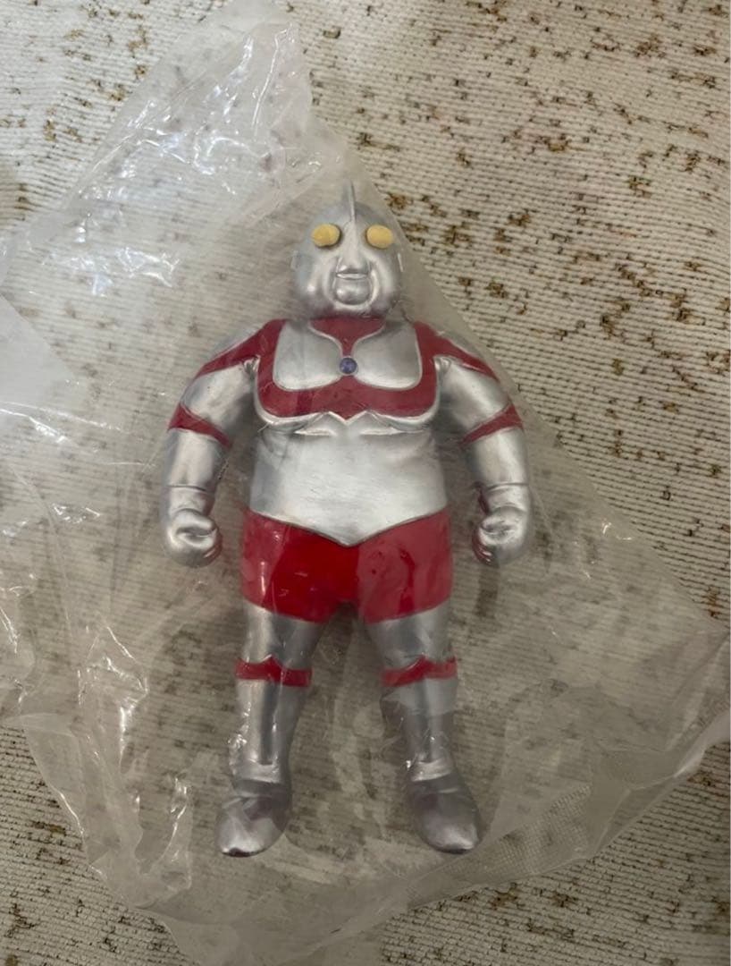 デブトラマン 4体コンプリートセットです