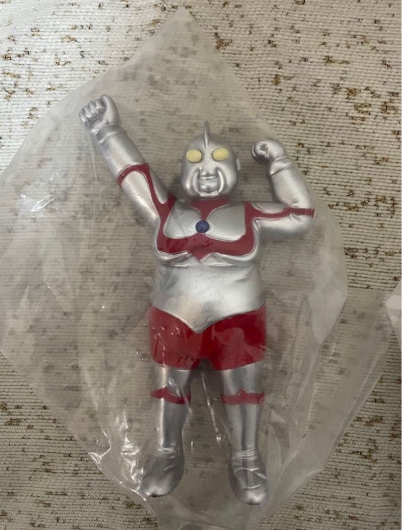 デブトラマン 4体コンプリートセットです