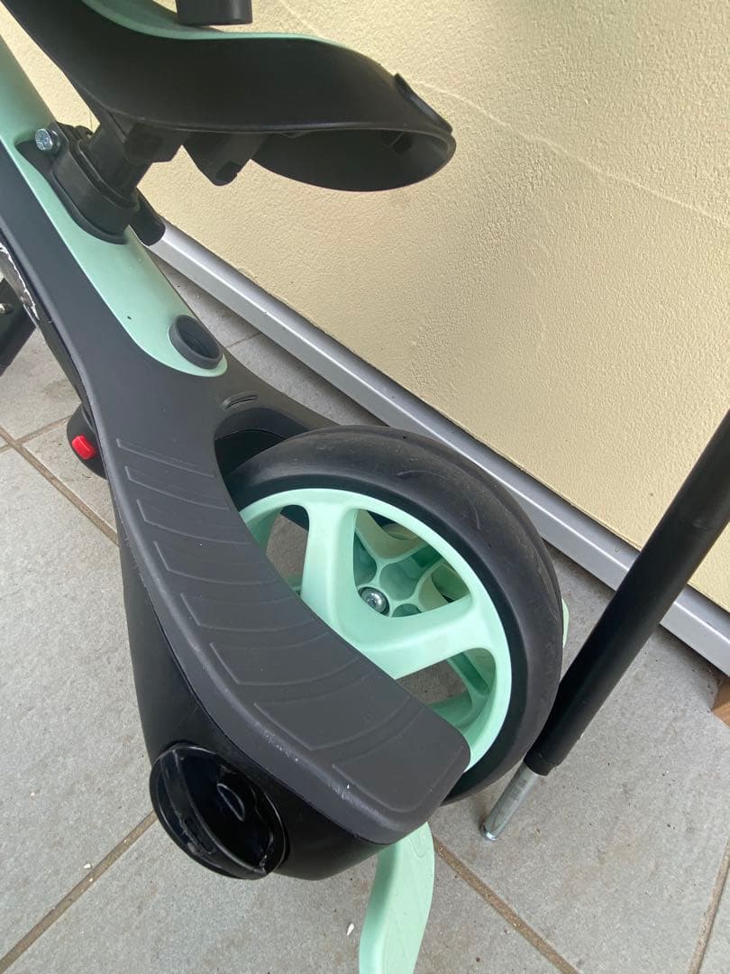 GLOBBER 4in1 三輪車 ミント　男の子　女の子　ヘルメット別売