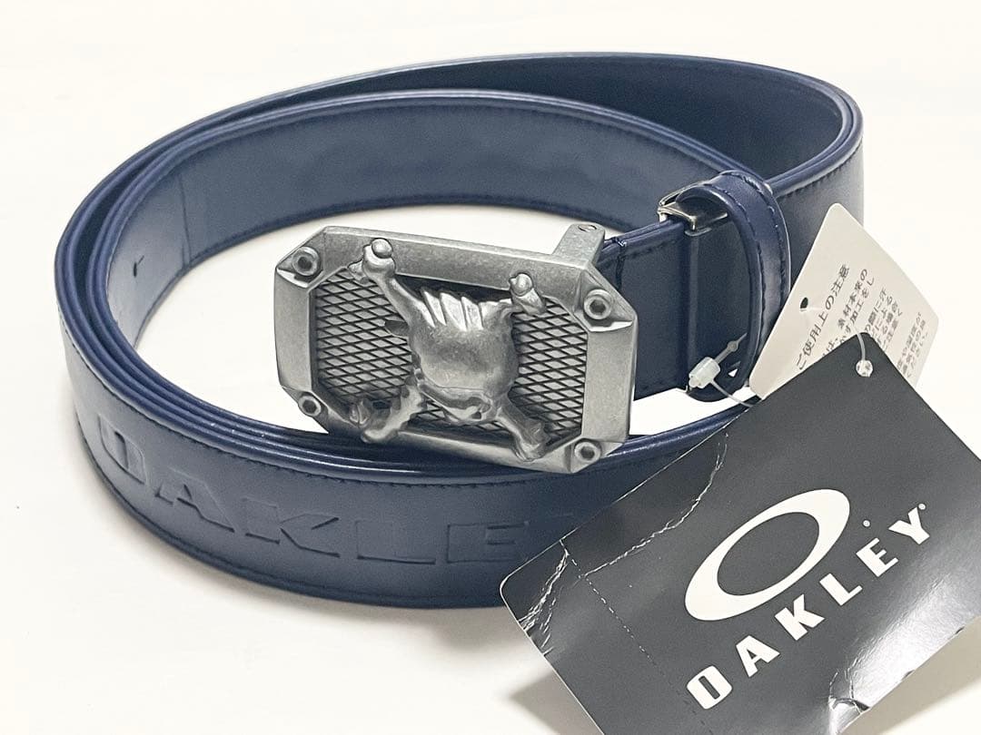 【新品未使用】OAKLEY ベルト スカル エンボス ゴルフ カットフリーサイズ