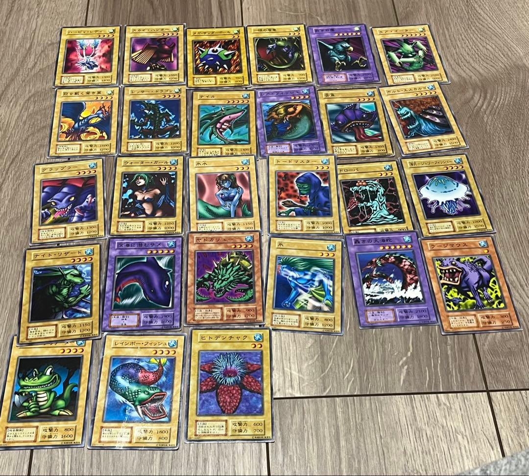 遊戯王　初期まとめ売り　145枚