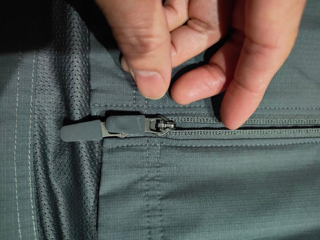 新品タグ付き　サイン付き　浦和レッズ　ナイキ AWF ジャケット