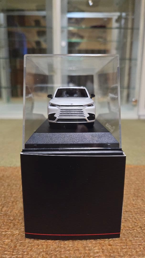 1/43 京商 レクサス TX 500h F スポーツ Performance