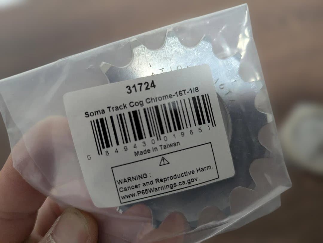 SOMAトラック固定コグ16T　1/8チェーン対応ロックリング付！ピストバイク