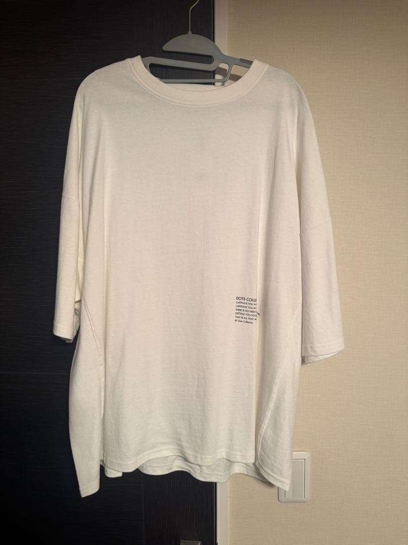 【新品未使用】DOTS COLLECTIVE Tシャツ