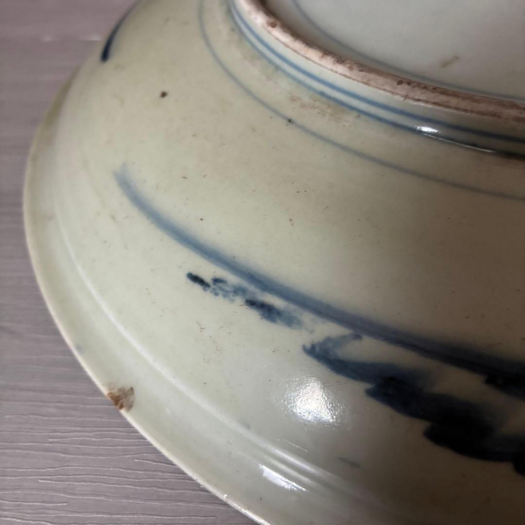 染付大皿　菊蝶文　大皿 飾皿 約31.5cm 時代物 骨董　尺皿