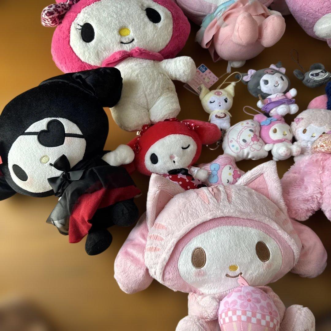 マイメロ クロミ ぬいぐるみ マスコット16点まとめ売り