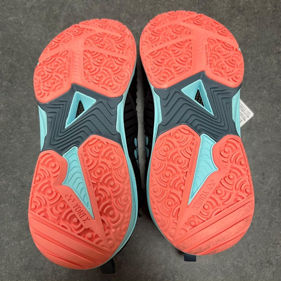 YONEX テニスシューズ ブラック/ピンク