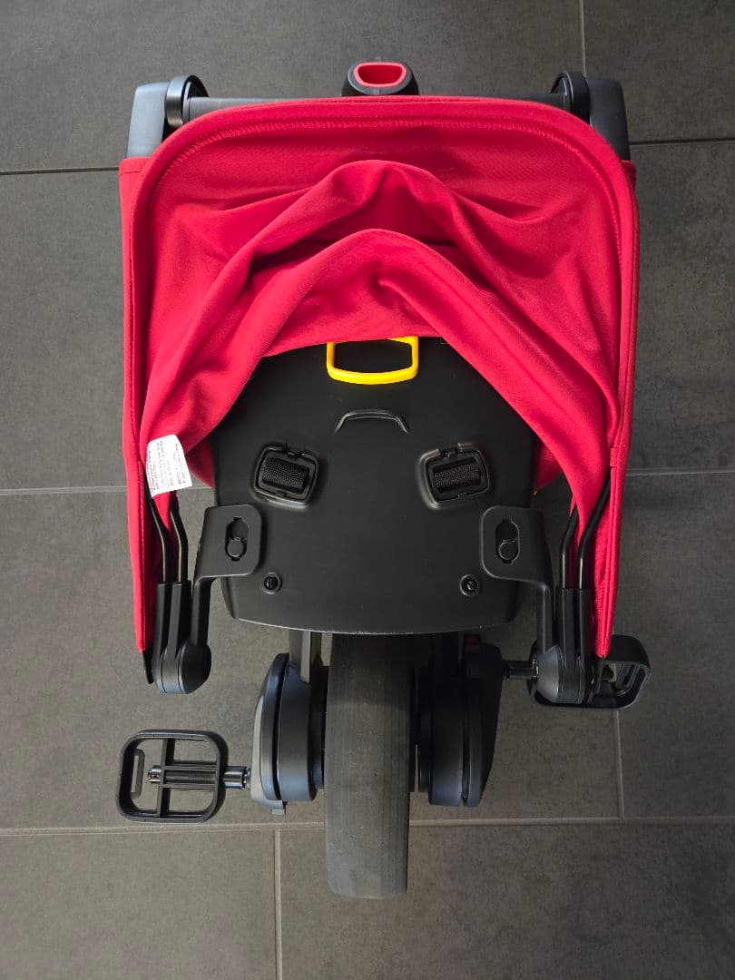 Doona Liki Trike リキトライク　折り畳み式三輪車　レッド