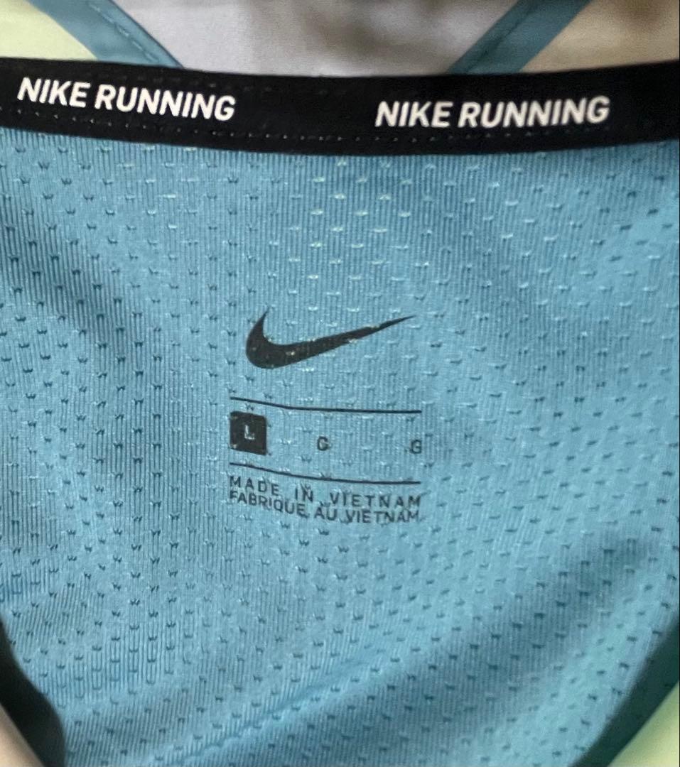 【美品】NIKE ランニング ウインドブレーカー ジャケット Lサイズ