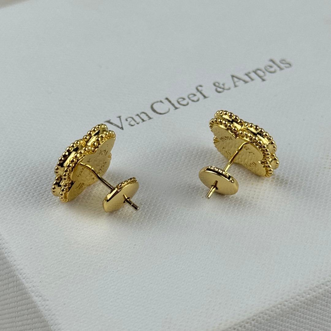 ヴァンクリーフアンドアーペル ヴァンクリーフ＆アーペル ピアス ブラック