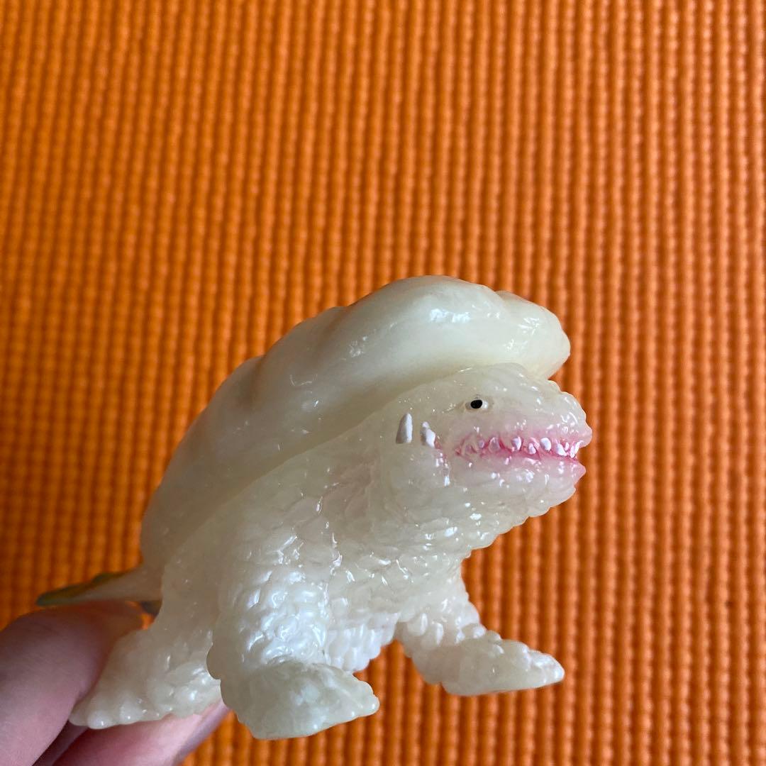 ヤモマーク　スシラー　生エビ