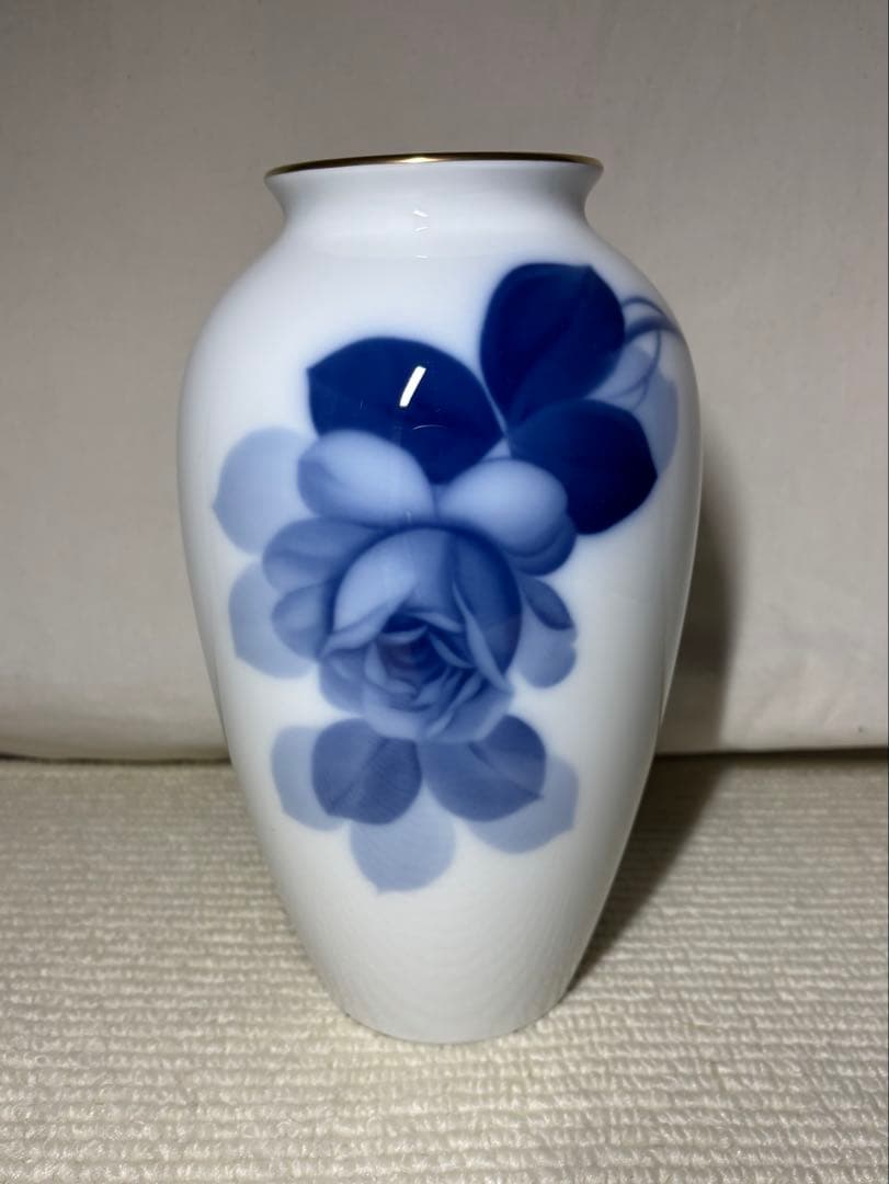新品 未使用 大倉 花生 オールドブルーローズ 大倉陶園 OKURA 花瓶