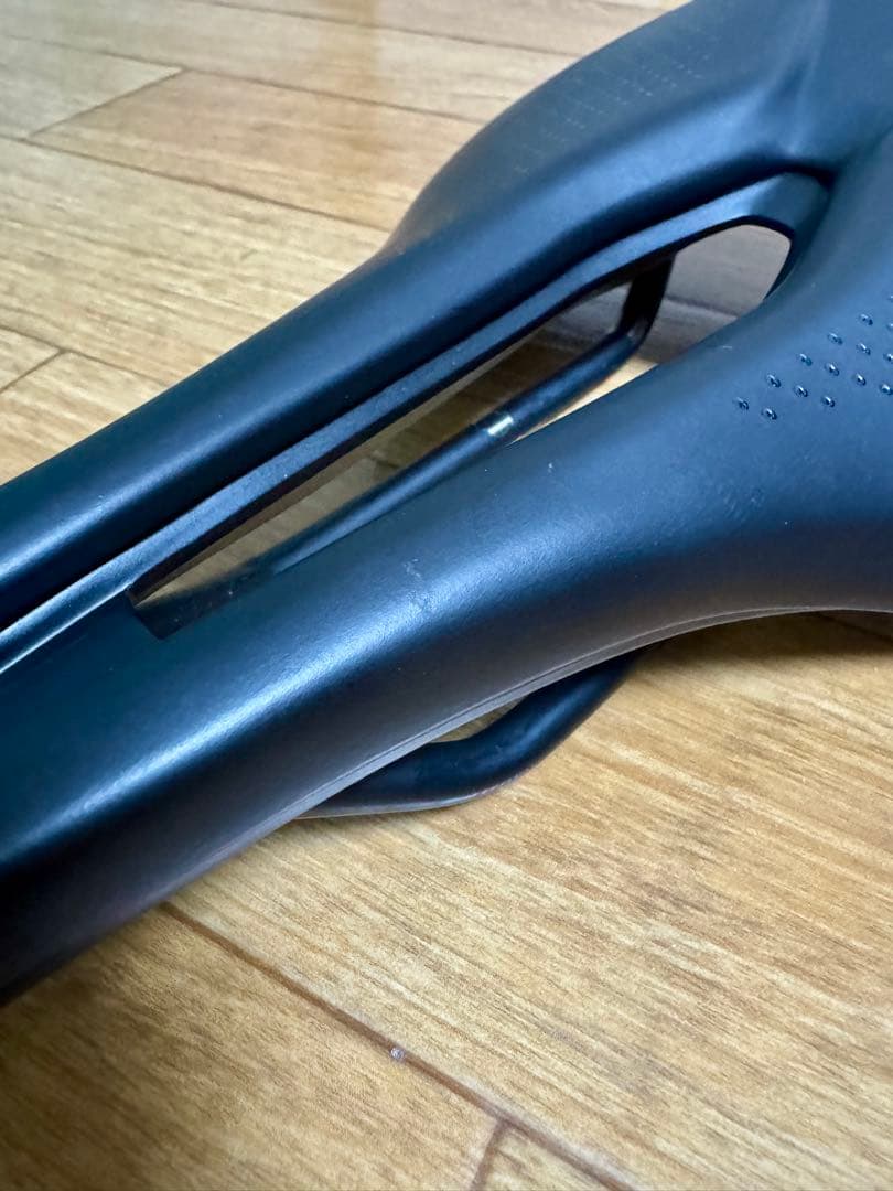 Specialized Powerサドル　143mm