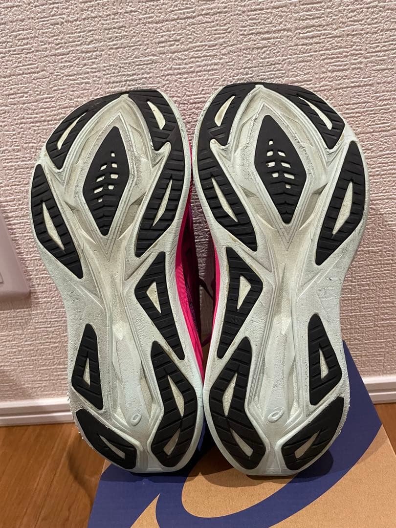 アシックス　スーパーブラスト2
