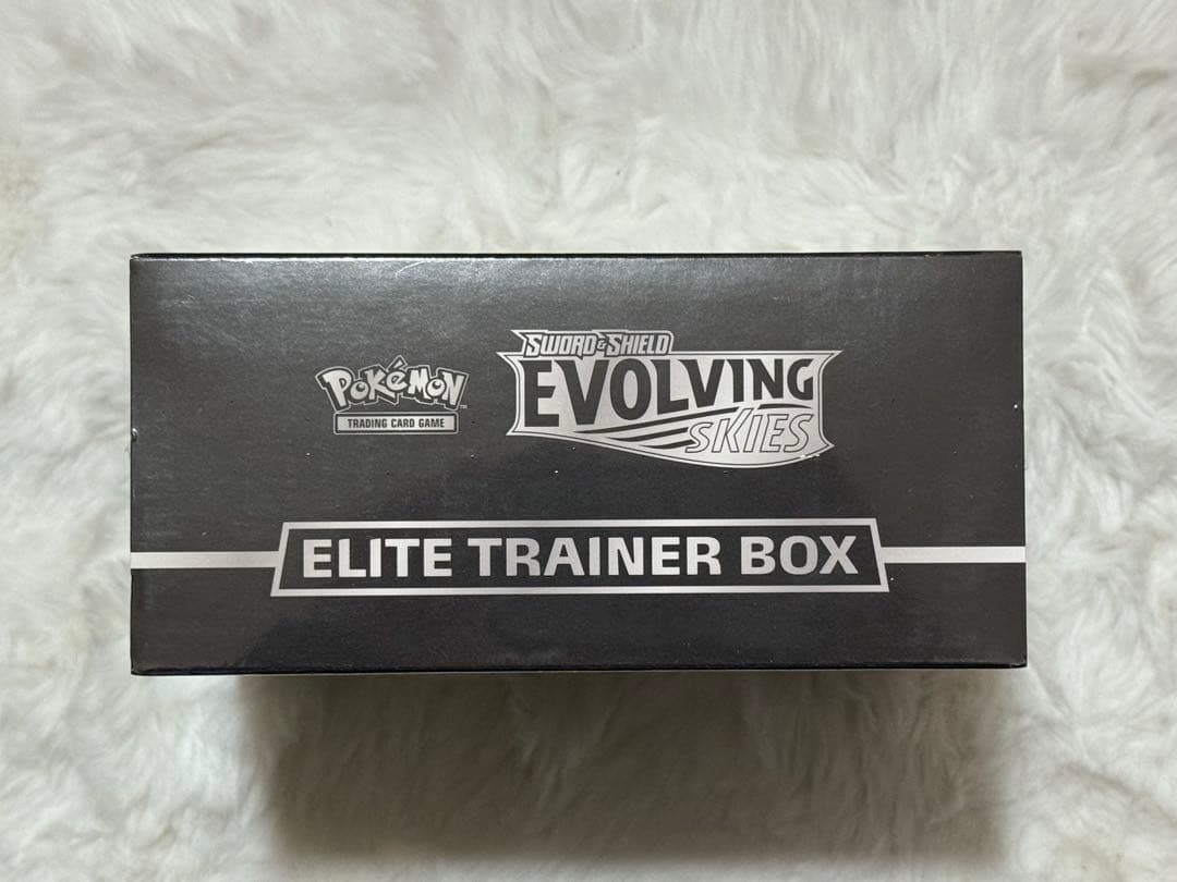 激レア　ポケモンカード エリートトレーナーボックス EVOLVING SKIES