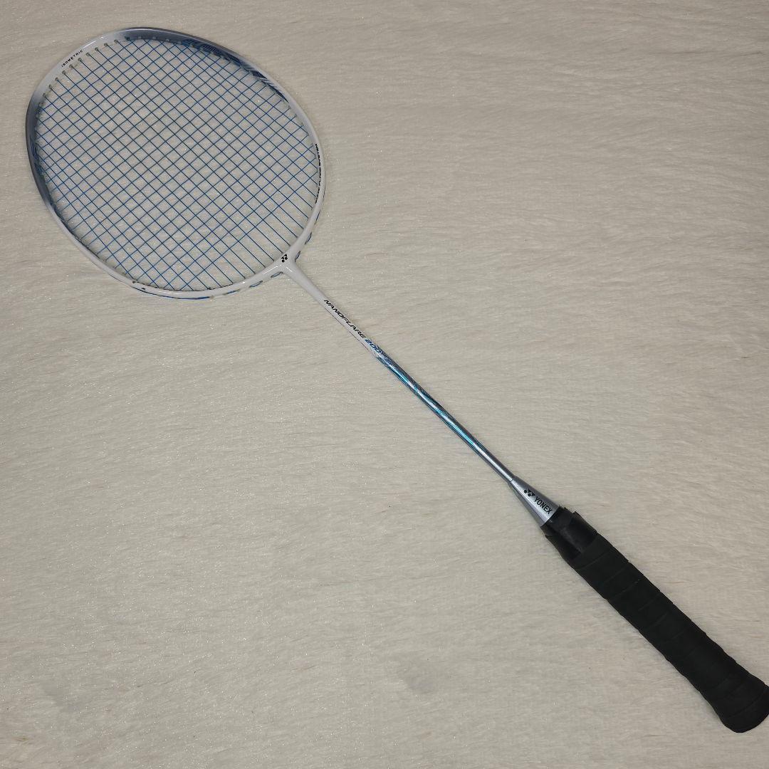 YONEX NANOFLARE 200 ナノフレア200