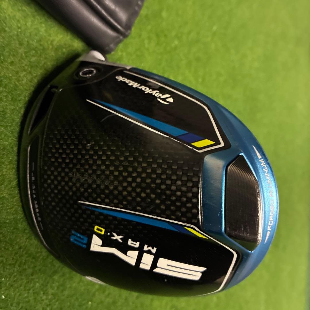 SIM2 MAX-D ドライバー ヘッド単品10.5°【ヘッドカバー付き】