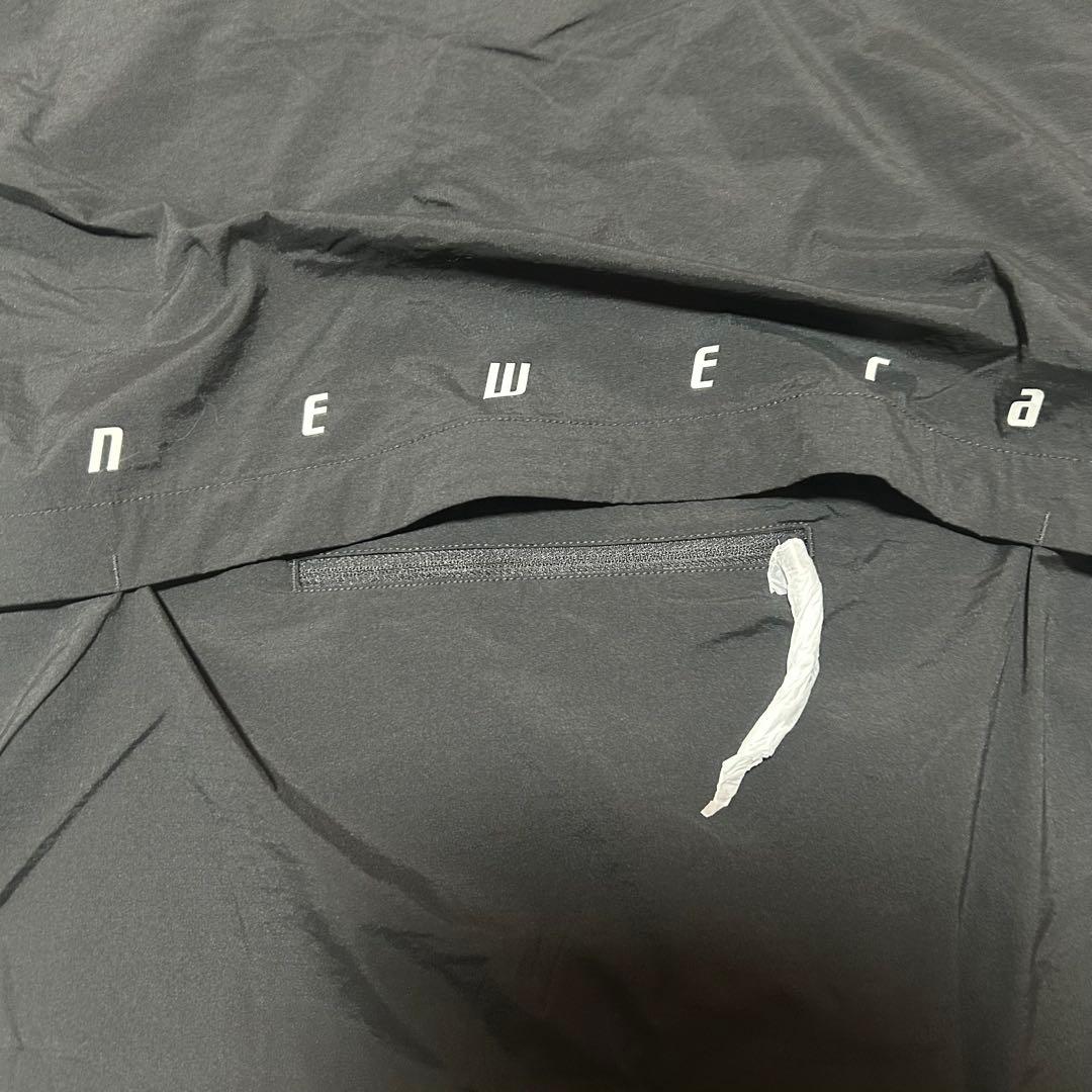 NEWERA ブラック ナイロンパーカー