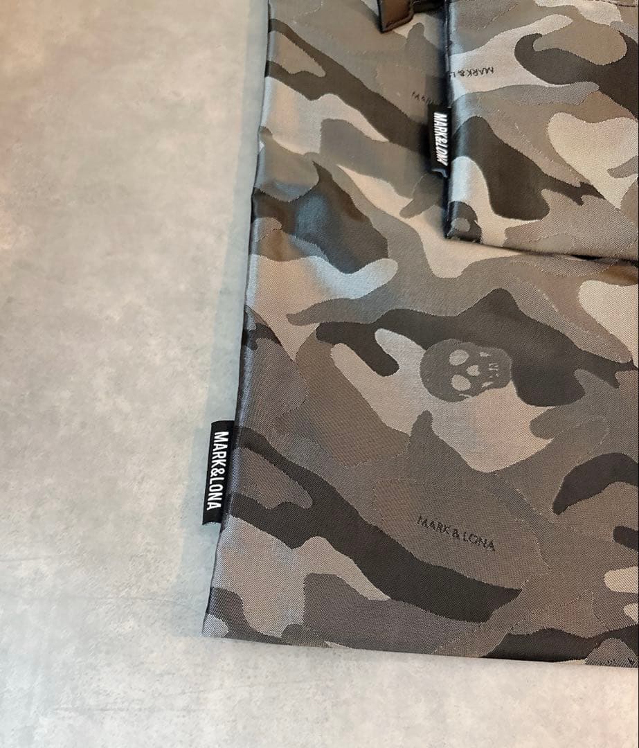 新品 ☆ MARK&LONA シューズバッグ ポーチ カモ ケース ノベルティ