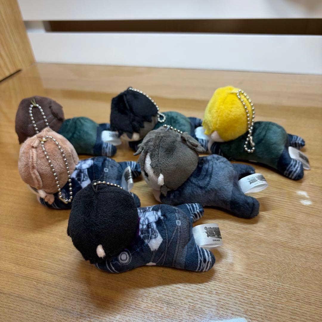 進撃の巨人　はぐキャラコレクション　コンプリート特典リヴァイ　美品　13体セット