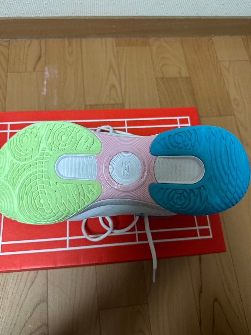 LI-NING バドミントンシューズ
