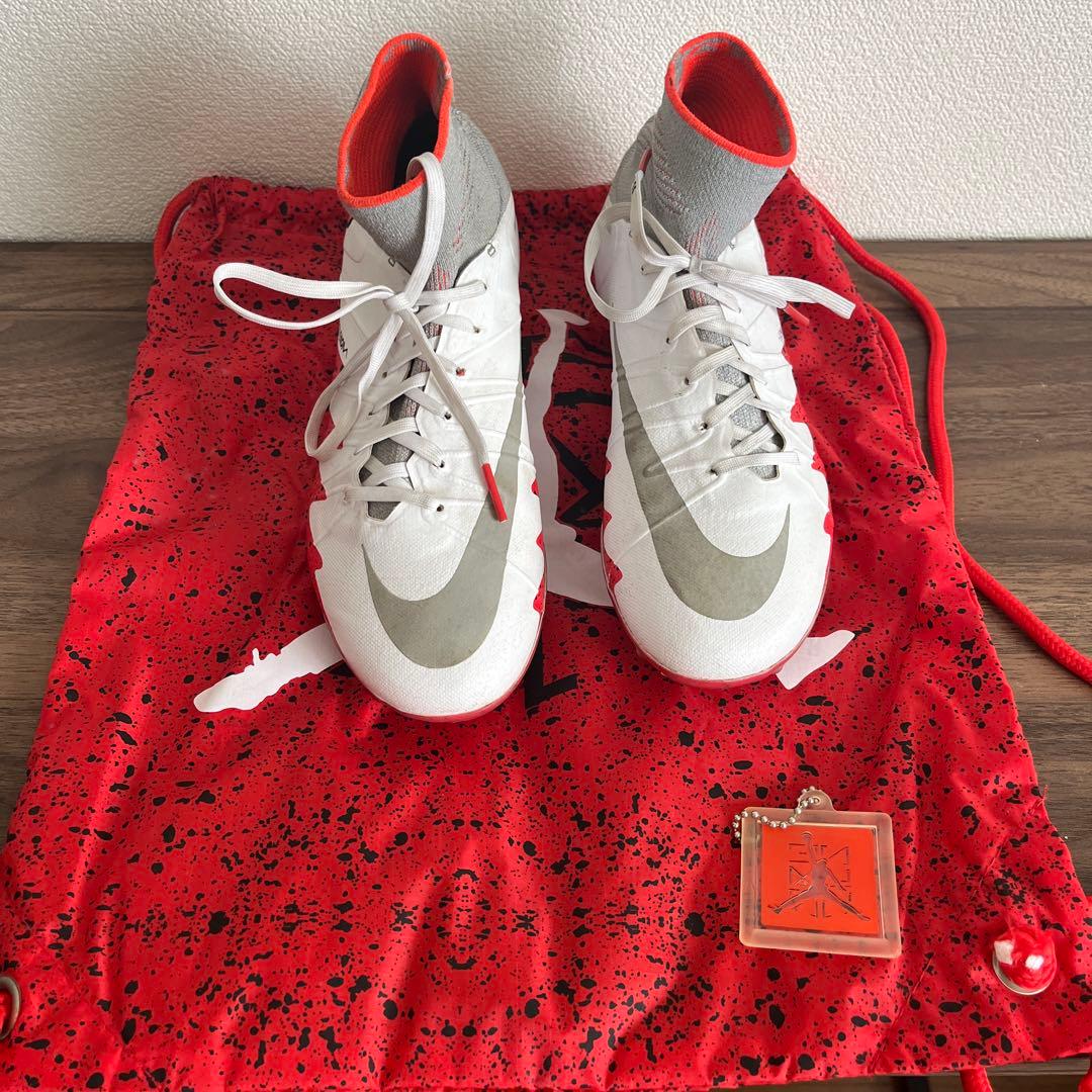 Nike ハイパーヴェノム サッカースパイク　マイケルジョーダンコラボ