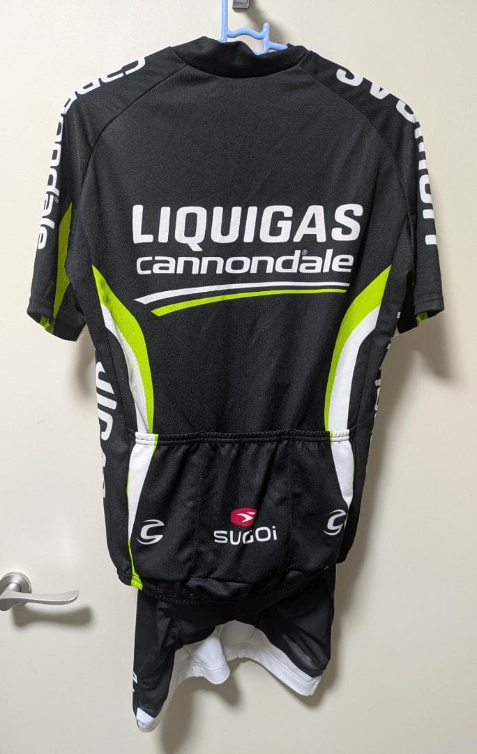 値下げ　新品：SUGOi サイクルジャージ上下(Mサイズ)