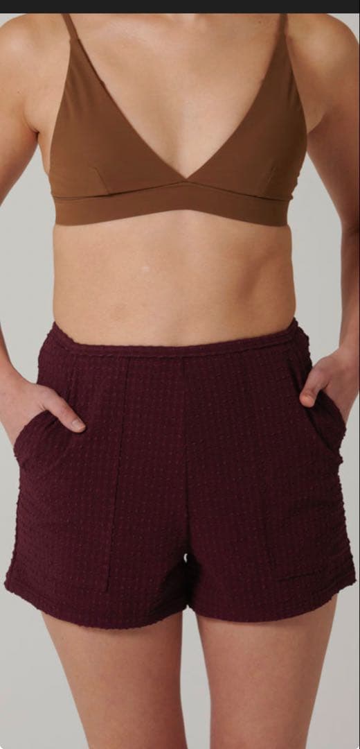美品　TAARA clothing ショートパンツ