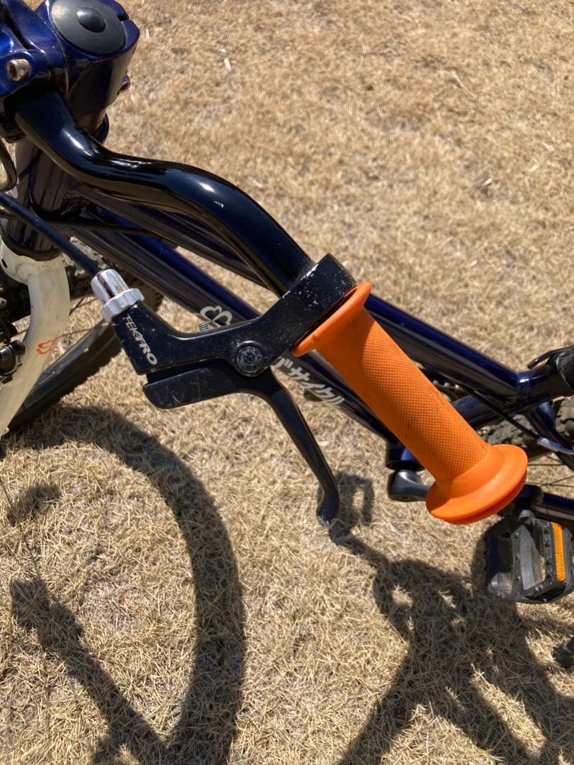 [直接引取り] ヨツバサイクル　20インチ　キャプテンネイビー　純正スタンド付き