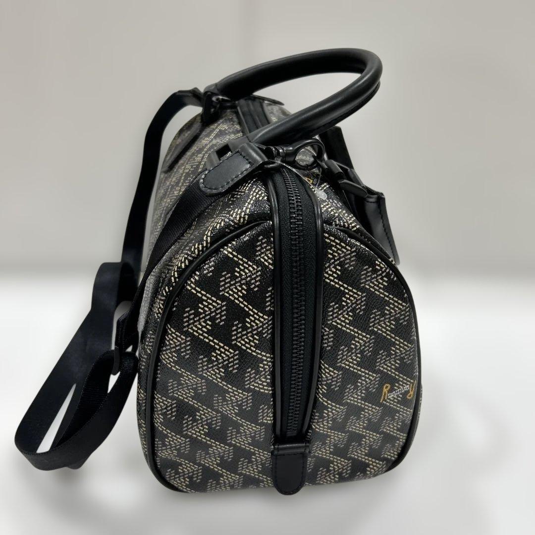 新品❤️レザレクションショルダーバッグ