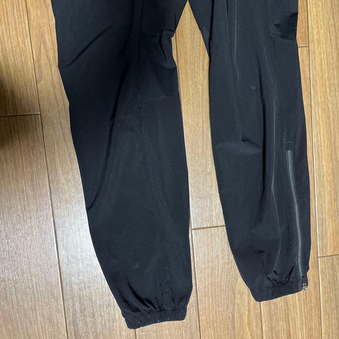 asics ジャージ